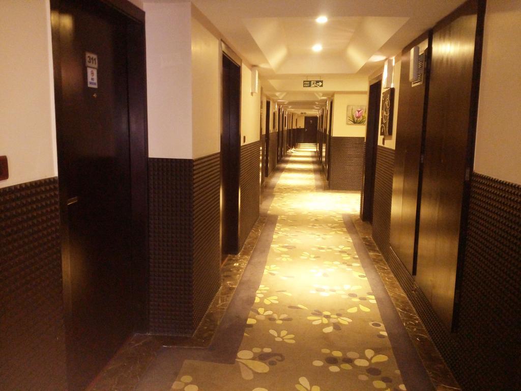 Best Western Plus O2 Indore Bagian luar foto