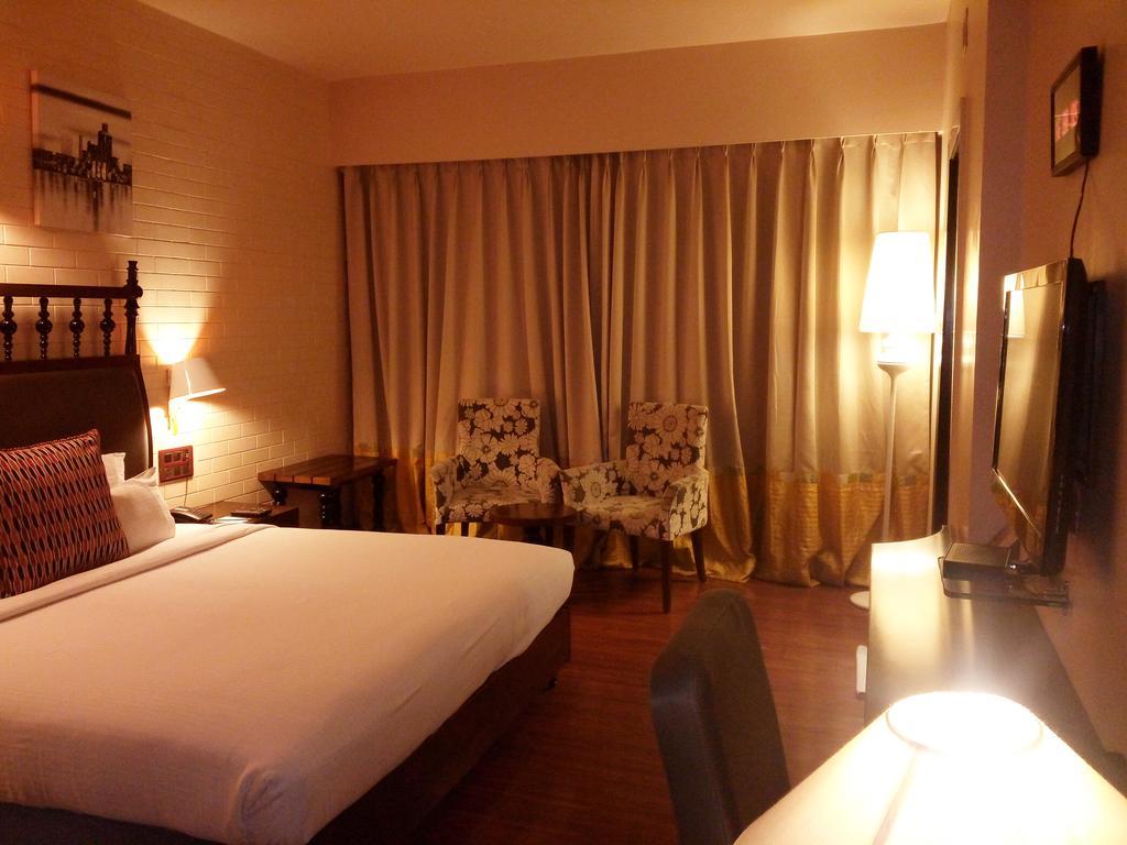 Best Western Plus O2 Indore Bagian luar foto