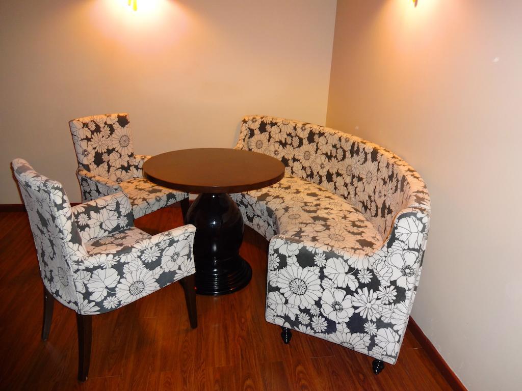 Best Western Plus O2 Indore Bagian luar foto
